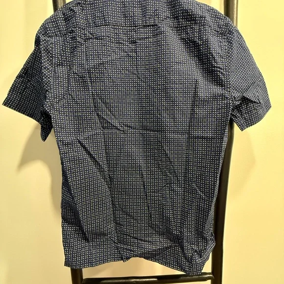 Banana Republic Navy and White Patterned Men's Shirt - Picture 8 of 8